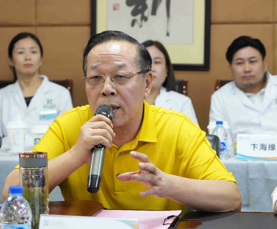 董事长致辞_副本.jpg